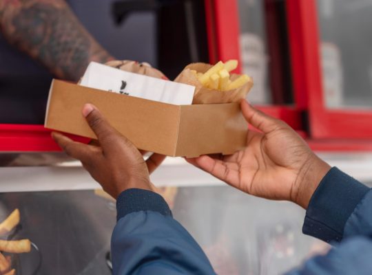 Camion friterie : ce qu'il faut savoir avant de se lancer