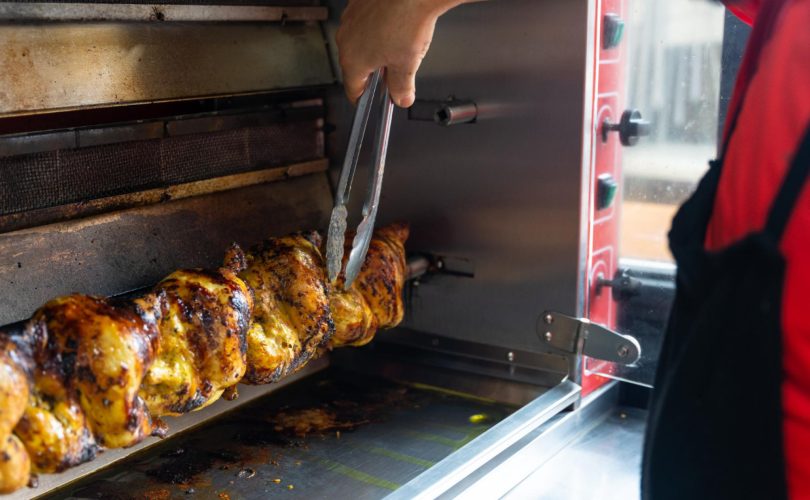 La rôtisserie ambulante, une tradition qui prend la route !